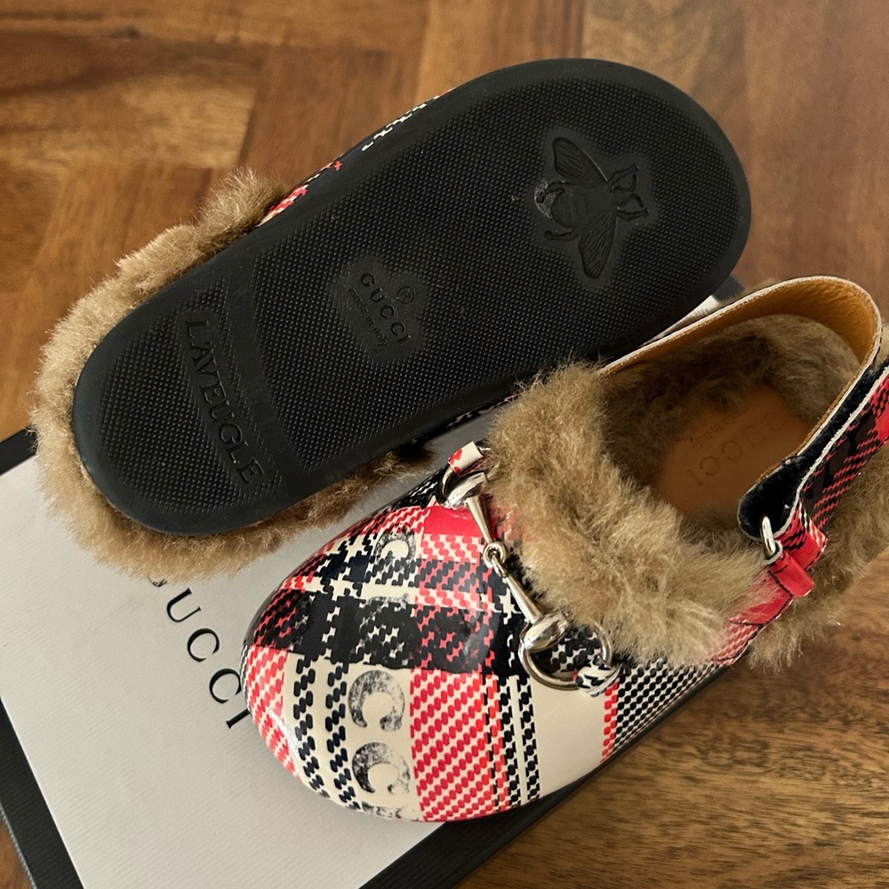 Gucci Kids Red Plaid Slippers with Brown Fur Trim Size 25 EU 8 US - Picture 3 of 4